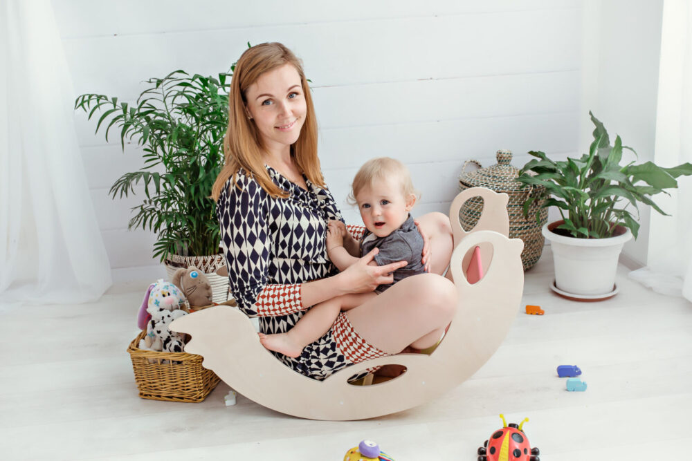 Handmade Wooden Toys Designer Anna - handgemachte Schaukeltiere, Schaukelpferde Designerin Anna